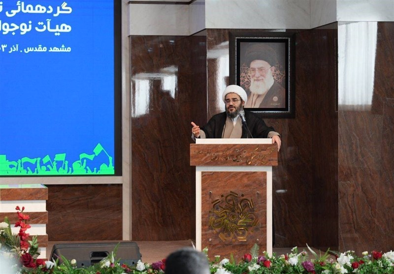 همایش مهنا: راهحلهای فرهنگی و دینی برای نوجوانان امروزی