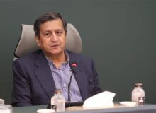 همتی: دستمان در پرداخت یارانه تنگ شده/ وقت اصلاحات است