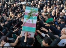 وداع باشکوه با ۳۰۰ شهید‌ خوشنام/سنگ‌تمام ایران در تشییع شهدا