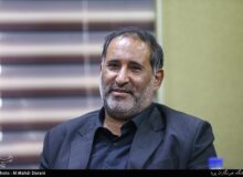 “انگیزه ترامپ کشی”، کتاب جدید علیرضا قزوه تقدیم به حاج قاسم