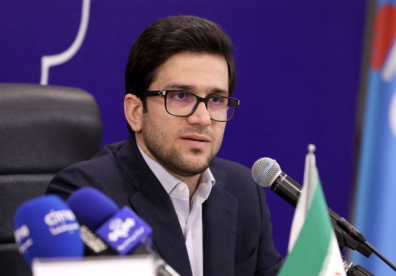 افزایش ۱۰۰ هزار بشکه ای تولید روزانه فرآوردههای نفتی ایران