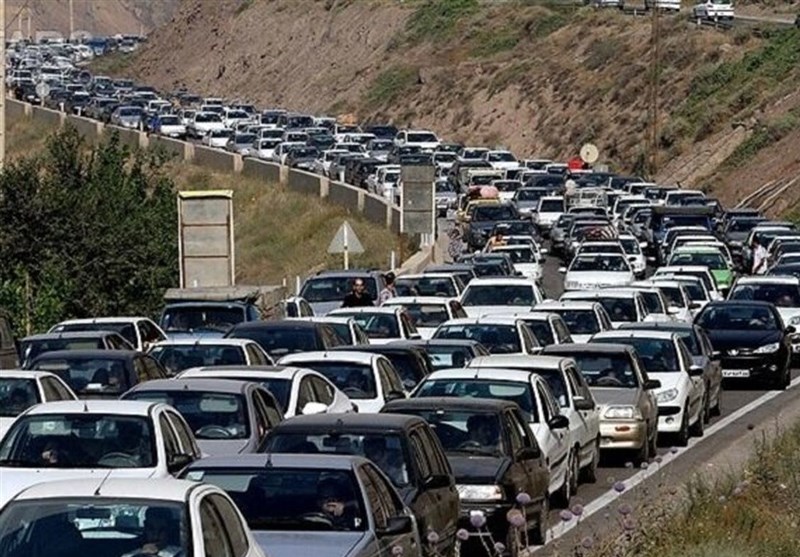تردد ۱۷ میلیون خودرو در محورهای برون شهری از ابتدای نوروز