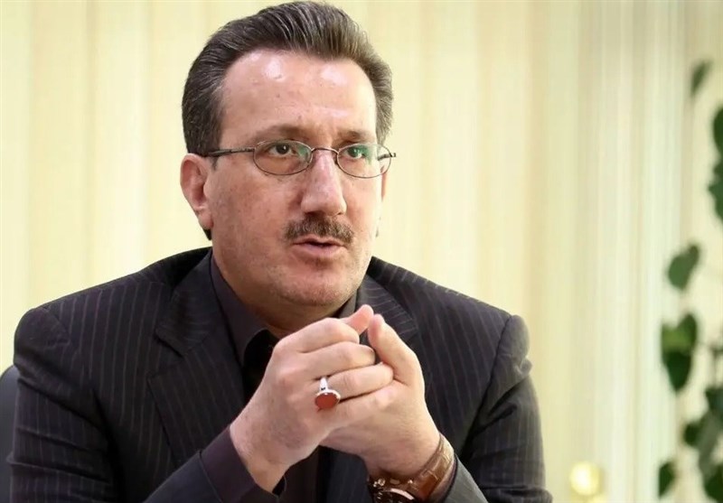 تخلیه وبارگیری ۲۳۵ میلیون تن کالا در بنادر کشور