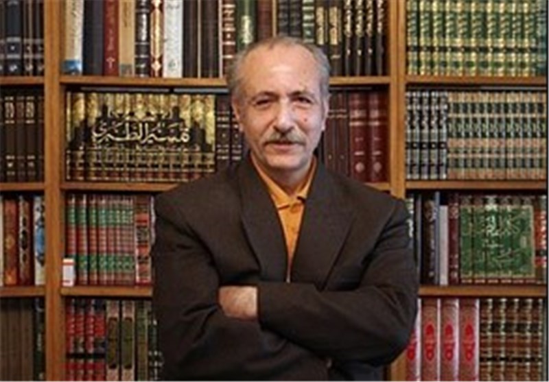 نکوداشت ۸۰ سالگی مردی که از قلمش شهد و شکر میریزد