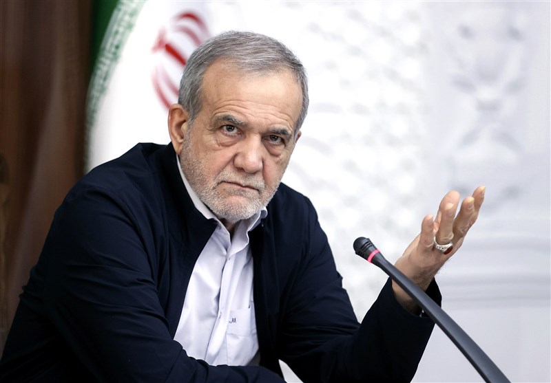 پزشکیان: توسعه دریامحور راه نجات از بحران کمآبی است