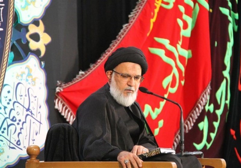پژوهش گسترده درباره پیراهن خونین امام حسین(ع) ضروری است