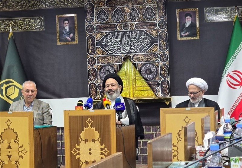 “انا علی العهد” شعار محوری اربعین شد