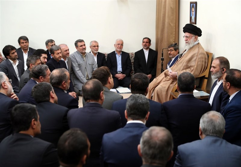 تأکید امام خامنهای بر پرهیز استانداران از تجارت شخصی