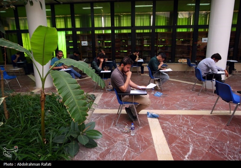نخستین روز کنکور با رقابت ۳۲۷هزار داوطلب آغاز شد