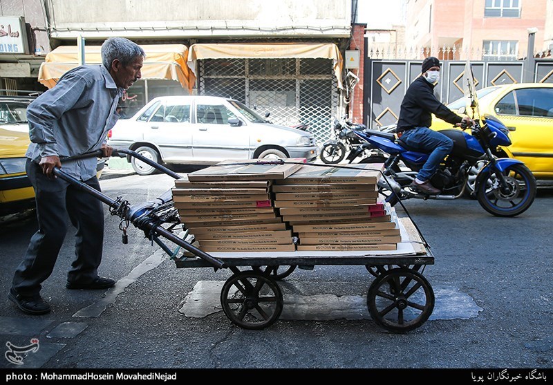 کاغذ تحریر باز هم گران شد/ بازار کم‌جان نفس قیمت‌ها را می‌گیرد