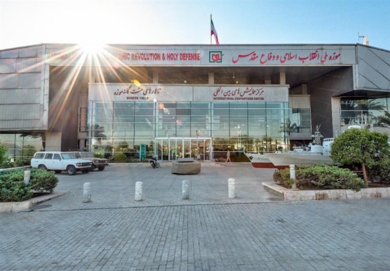 کتابخانه تخصصی دفاع مقدس با چهار هزار جلد کتاب افتتاح شد