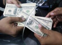 ادامه عقبگرد در بازار ارز؛ دلار تحت فشار عرضه به ۱۱۰ هزار تومان سقوط کرد